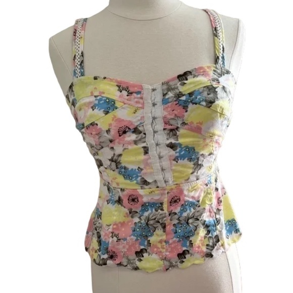 Free People Tops - FREE PEOPLE Hippie Floral Top